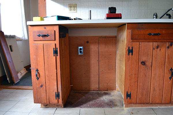 Hacking Kitchen Cabinets To Install A Dishwasher