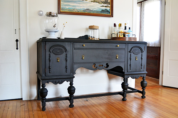 Refinishing An Antique Buffet Using Annie Sloan Chalk Paint In