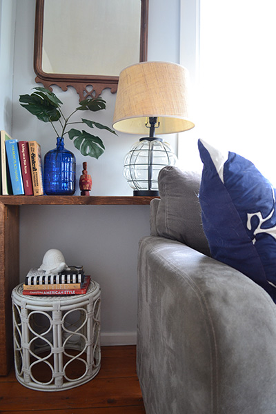 Living Room Style With Blue Vase