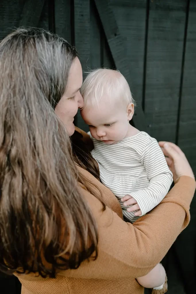 I am a homemaker raising two little girls in the countryside of Vermont